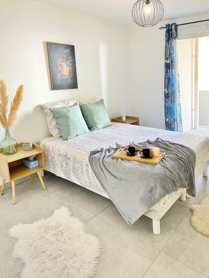 شقة Luxurious Flat At 5 Min By Walk To Monaco, Free Parking And Sea View بوزولي المظهر الخارجي الصورة